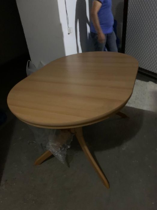 Продам стол и стулья (Польша)