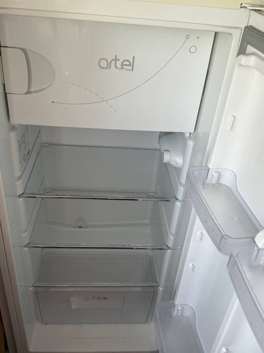 Avtomat kirmashina va Haladilnik sotiladi.