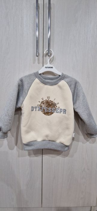 Продам тёплую кофту