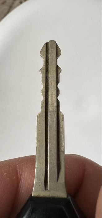 Оригинальный ключ от Toyota