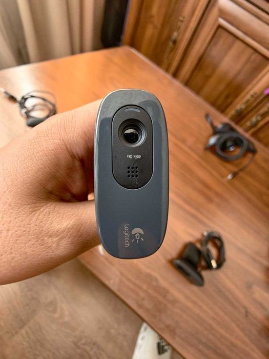 Logitech HD Webcam C270 – 720p USB Webcam