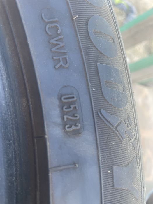 Летние шины 215/55/17