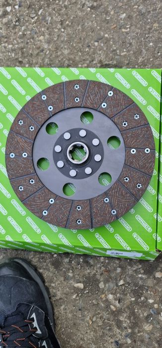 Disc ambreiaj tractor tractoare tip italian fiat goldoni etc pentru to