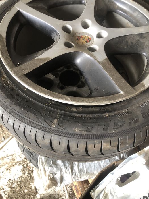 Авто шины на легковой