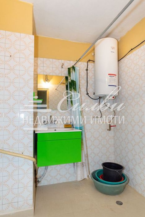 Продава се Четиристаен апартамент в Шумен, Математическа гимназия - 102 кв.м за 1471 €/кв.м - Снимка #11