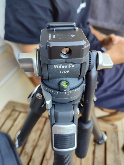 Трипод ulanzi tt09