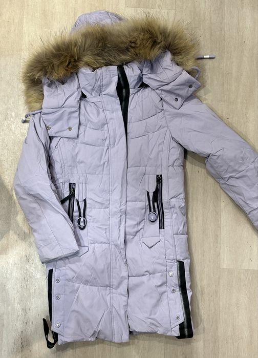 Куртка на девочку рост 146 см