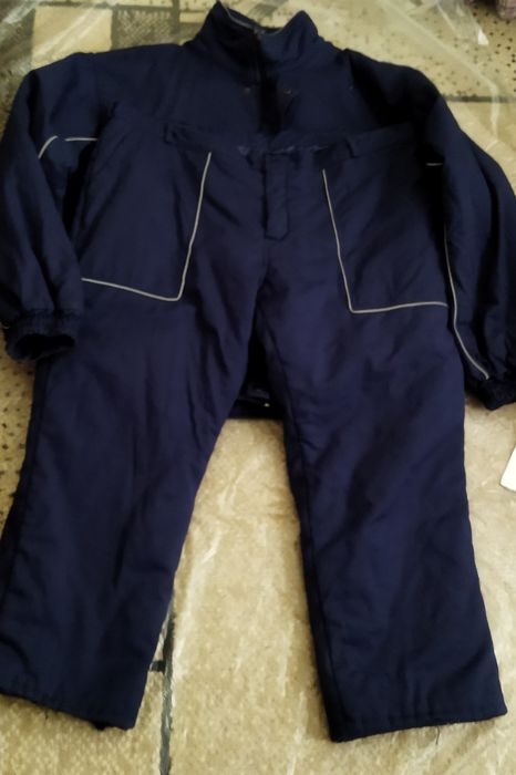 Яке и панталон комплект 56 размер
