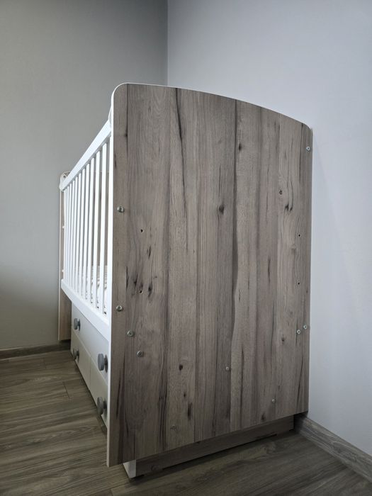 Бебешка кошара / легло с подвижна решетка на три нива в цвят