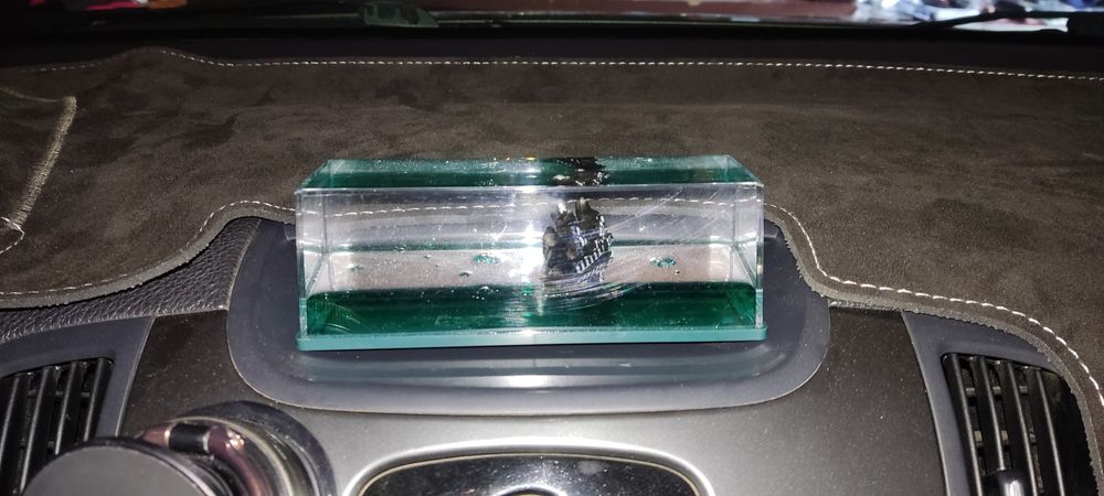 сувернирный кораблик