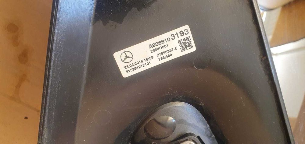 Oglinzi stanga dreapta cu brat scurt MercedesSprinter W906 A9068103193