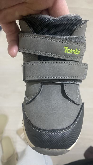 Осенние ботинки на мальчика размер 26