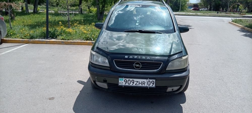 Продам а/м Опель Зафира