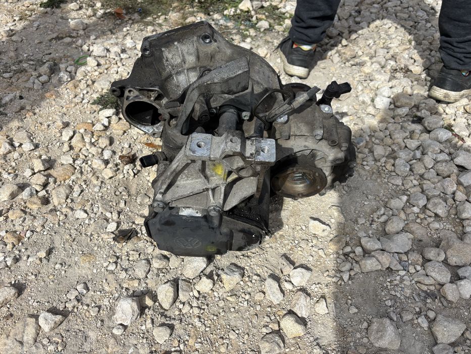 Скоростна кутия за Vw Голф 4, Бора, Сеат, Шкода 2.3 бензин 5ск