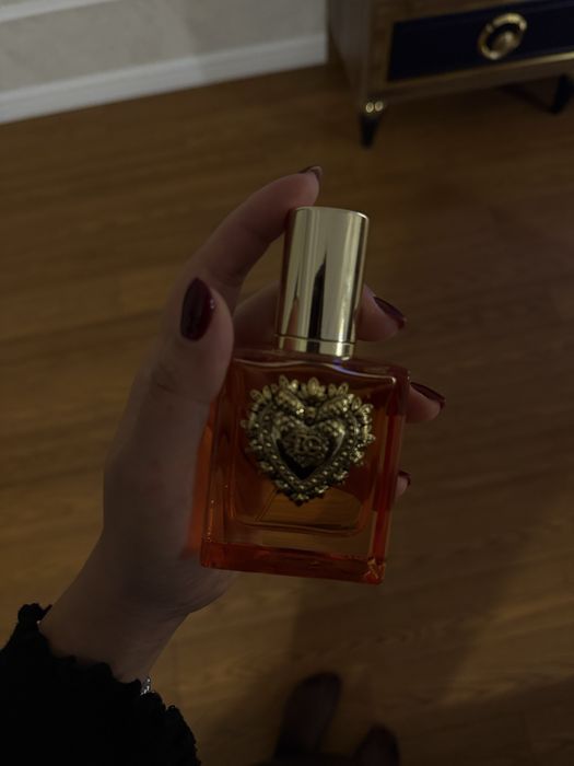 Оригинал  духи продам в коробке