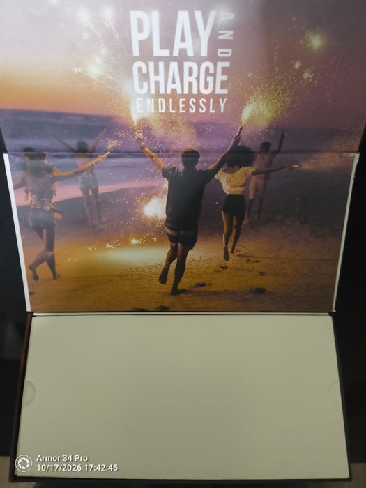 Продавам jbl charge 5