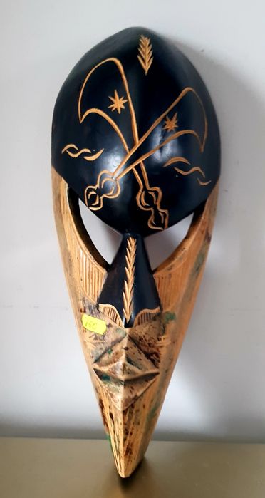 Statuetă veche din lemn exotic