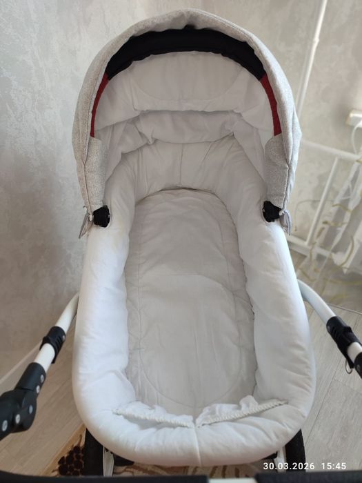 Продам коляску 2в1