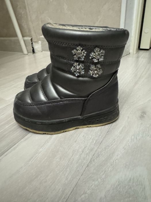 Детские зимние сапоги. Для девочек