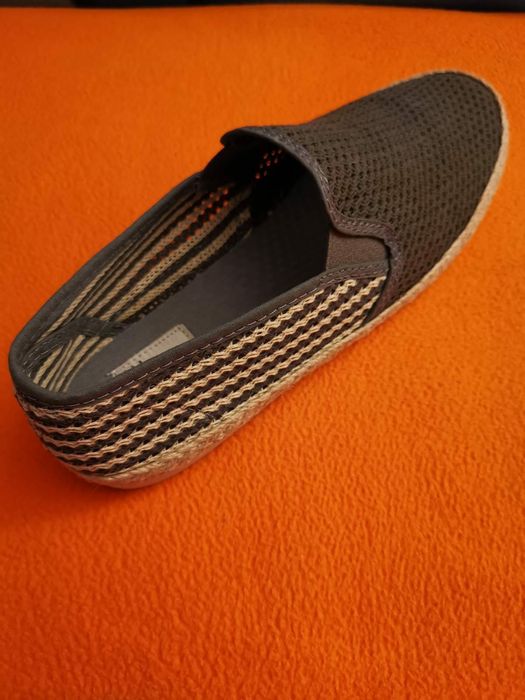 Espadrile bărbați Sole . Noi .