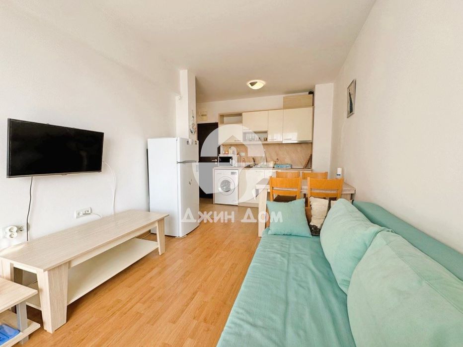 Продава се Двустаен апартамент в к.к. Слънчев бряг - 52 кв.м за 1279 €/кв.м - Снимка #2