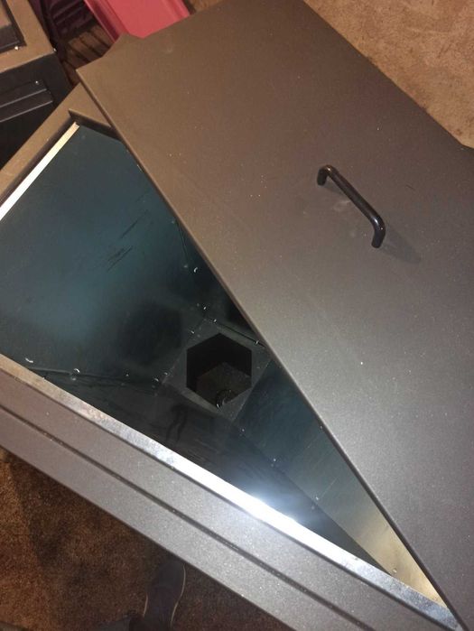 Пелетна камина 15 kW чисто нова