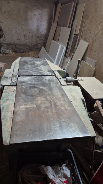 Circilar cu incizor debitat pal si masina cant abs