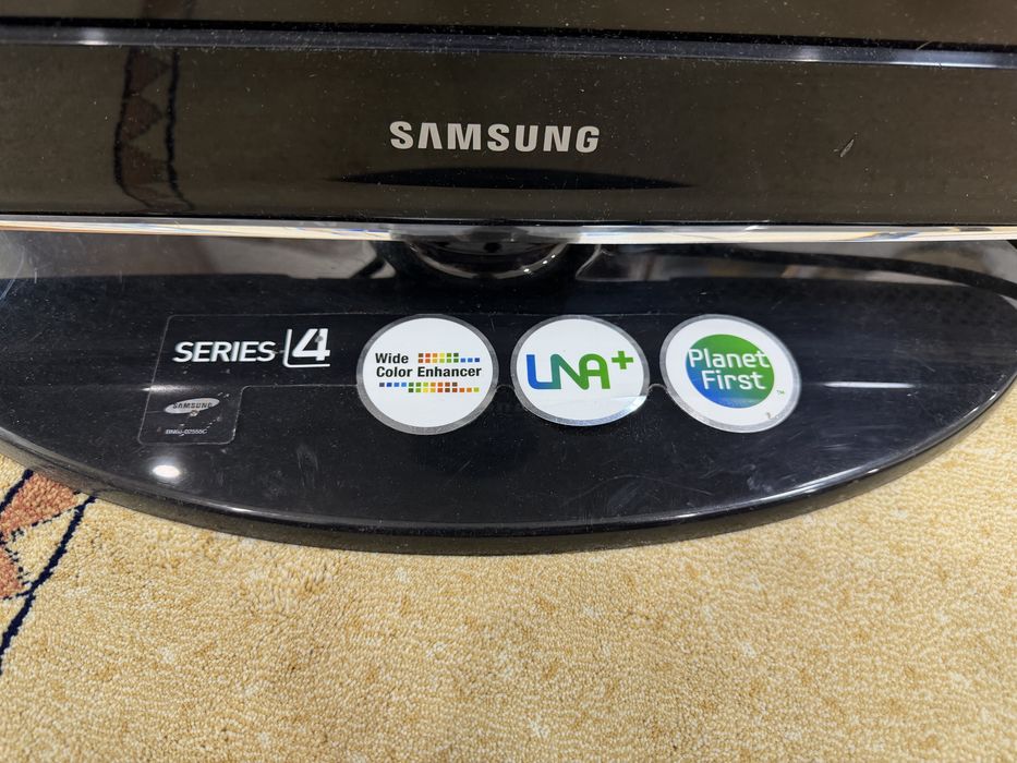 Телевизор Samsung 32" LE32C454E3W
