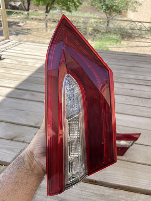 Фонари на Камри 70