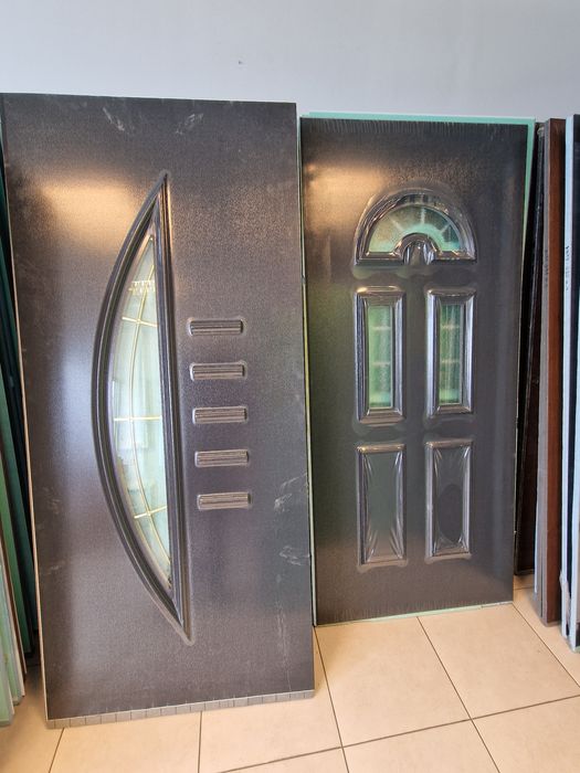 Алуминиеви и ПВЦ врати , дограма