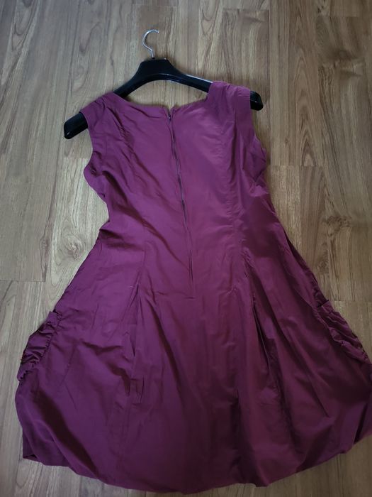 Vând Rochiță Dama