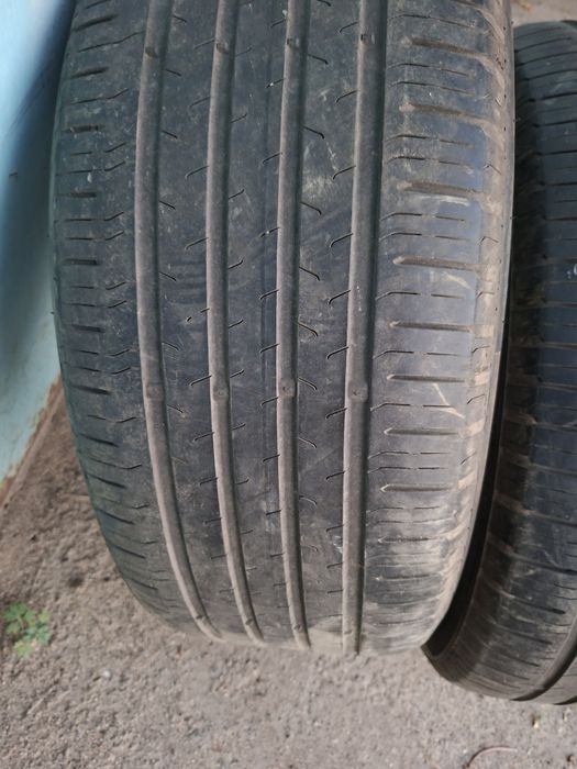 Продам шины 235/55/18 континенталь