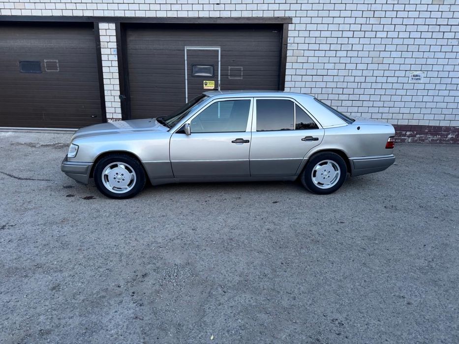 Продам машину срочно