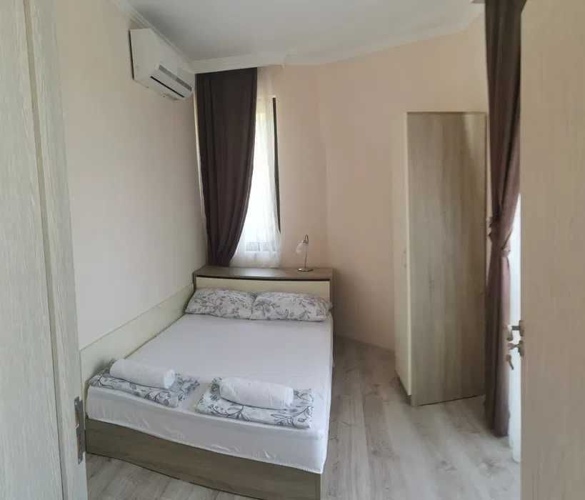 Дава се под наем Двустаен апартамент в Царево - 68 кв.м за 220 € - Снимка #3