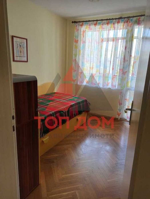 Дава се под наем Тристаен апартамент в Варна, Червен площад - 62 кв.м за 561 € - Снимка #5