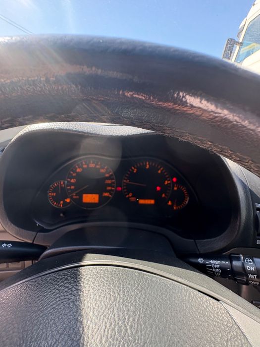 Тойота Авенсис Т25