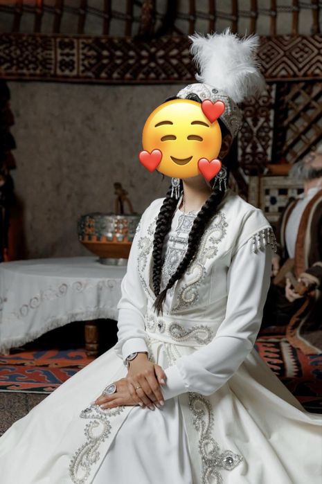 Продаю казахское платье