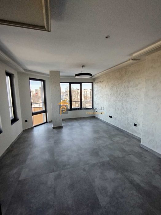 Продава се Четиристаен апартамент в Пловдив, Кършияка - 145 кв.м за 1038 €/кв.м - Снимка #9