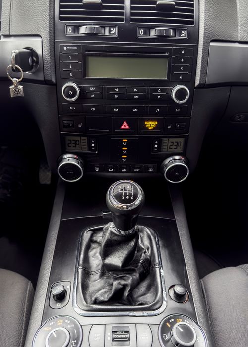 VW Touareg 2.5 TDI an 2008 210cp Perne de Aer Diferential Blocabil