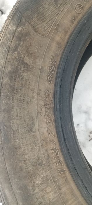 Продам шины летние  два баллона