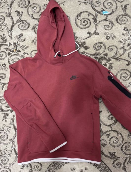 Кофта Lacoste , Nike