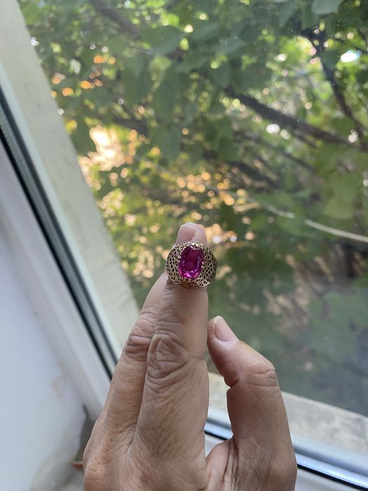 Перстень с рубином советское золото