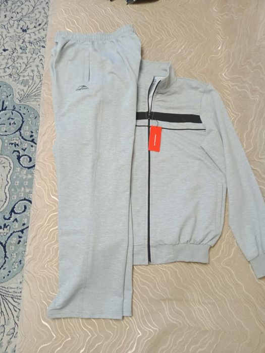 Продам мужские одежда