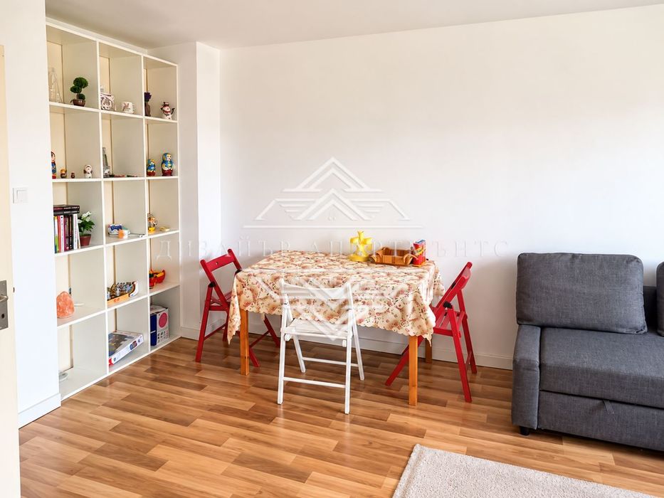 Продава се Двустаен апартамент в Бургас, Център - 61 кв.м за 2607 €/кв.м - Снимка #7