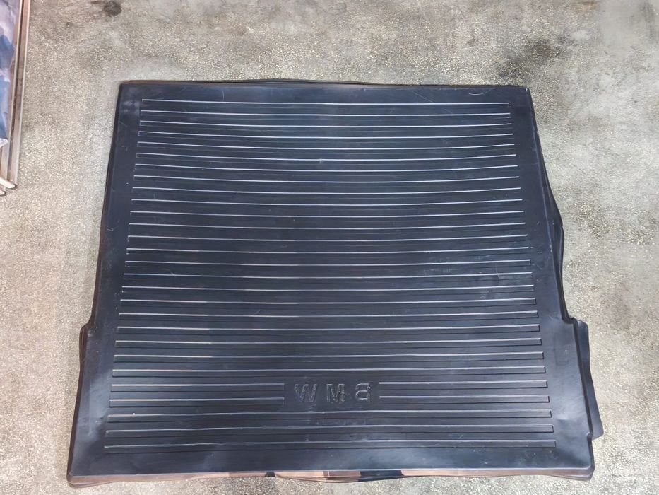 Tăviță porbagaj BMW x5