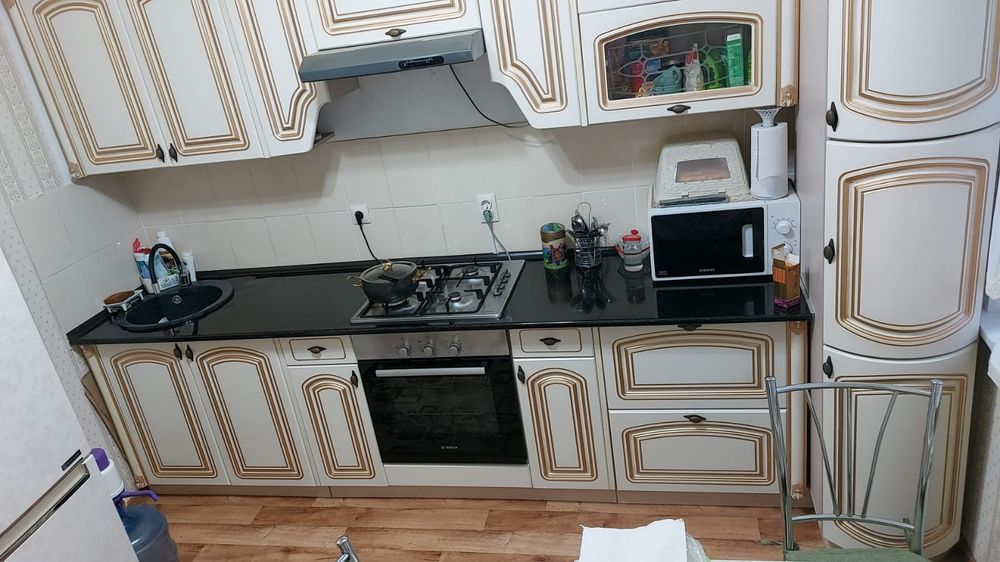 Продам кухонный гарнитур