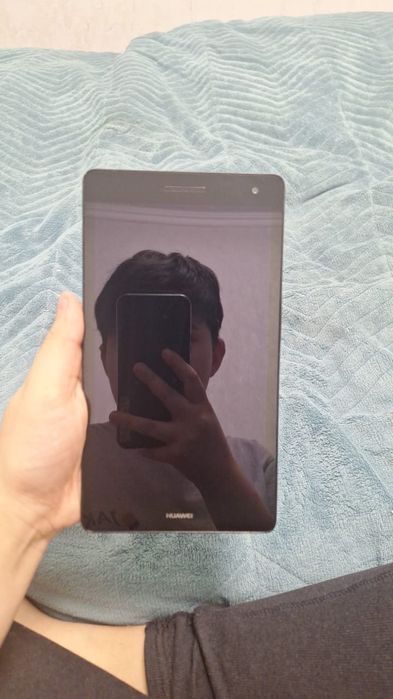 Планшет HUAWEI хорошый