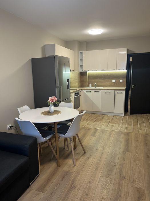 Дава се под наем Двустаен апартамент в Варна, Погреби - 55 кв.м за 510 € - Снимка #2