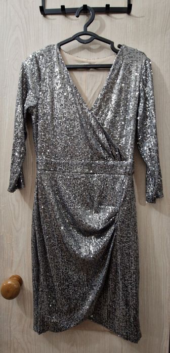 Платье. Размер М