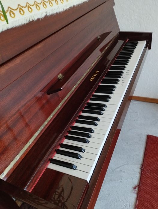 Фортепиано Рига продам